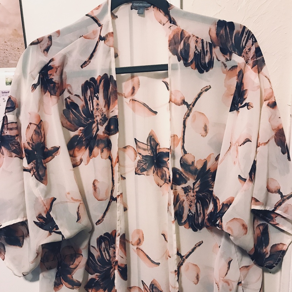 Floral Fringe-Trim Kimono